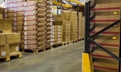 What Resellers Should Check Before Buying Beauty Products in Bulk
